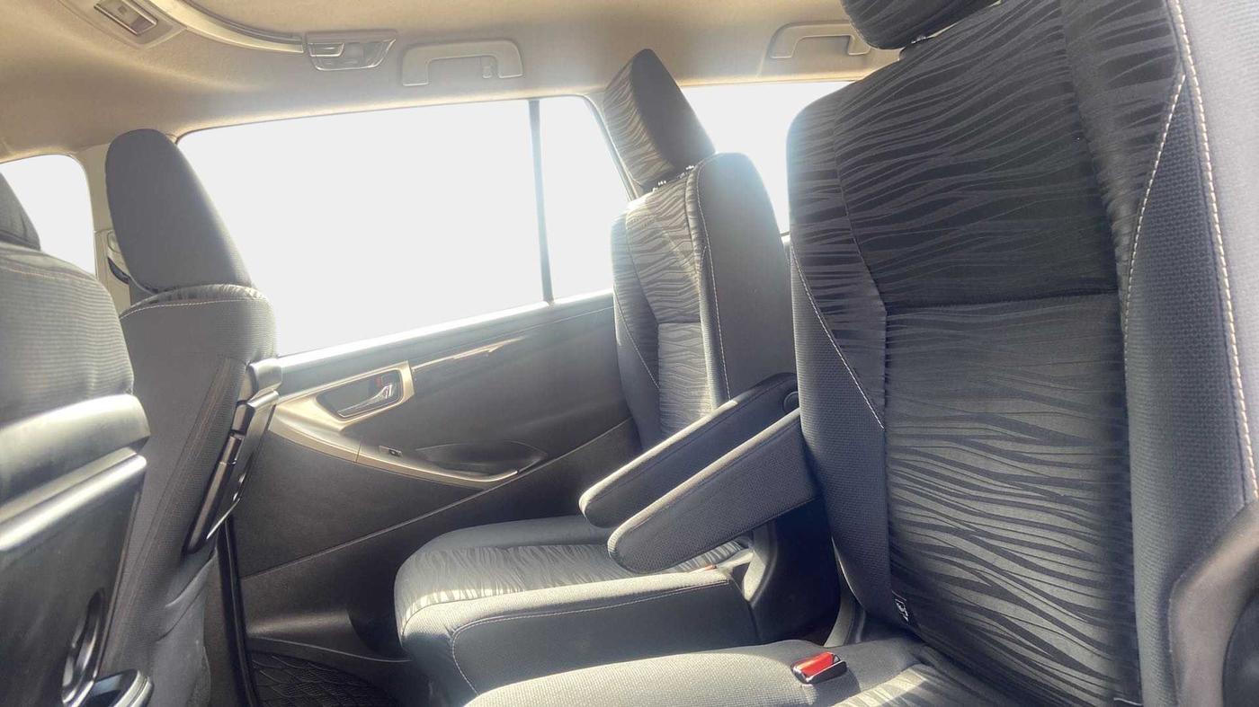 2017 Toyota Innova Crysta 2.4 VX 7 STR, Diesel, Manual, 35,154 km, Right Side Rear Door Cabin