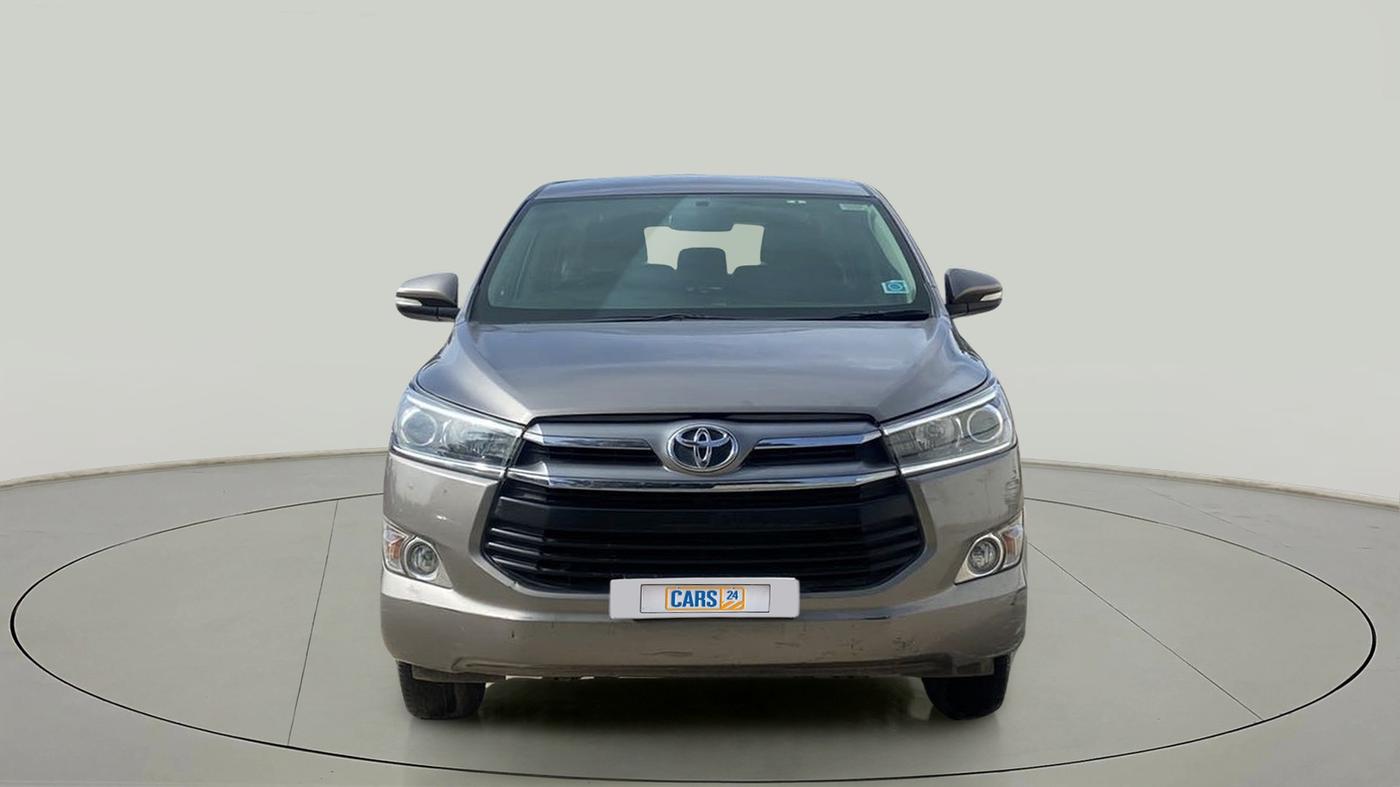2017 Toyota Innova Crysta 2.4 VX 7 STR, Diesel, Manual, 35,154 km, Front