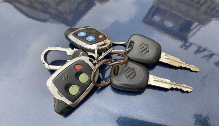 2011 Maruti Alto K10 VXI, Petrol, Manual, 43,340 km, Key Close Up