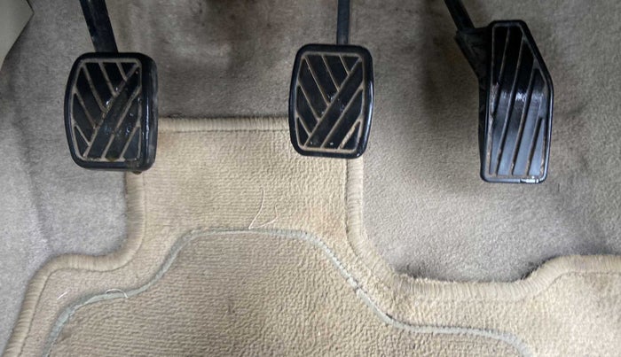 2018 Maruti Dzire VDI, Diesel, Manual, 36,376 km, Pedals