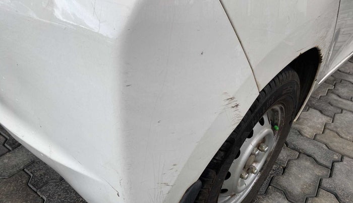 2013 Hyundai Eon ERA +, Petrol, Manual, 59,470 km, Rear bumper - Minor scratches