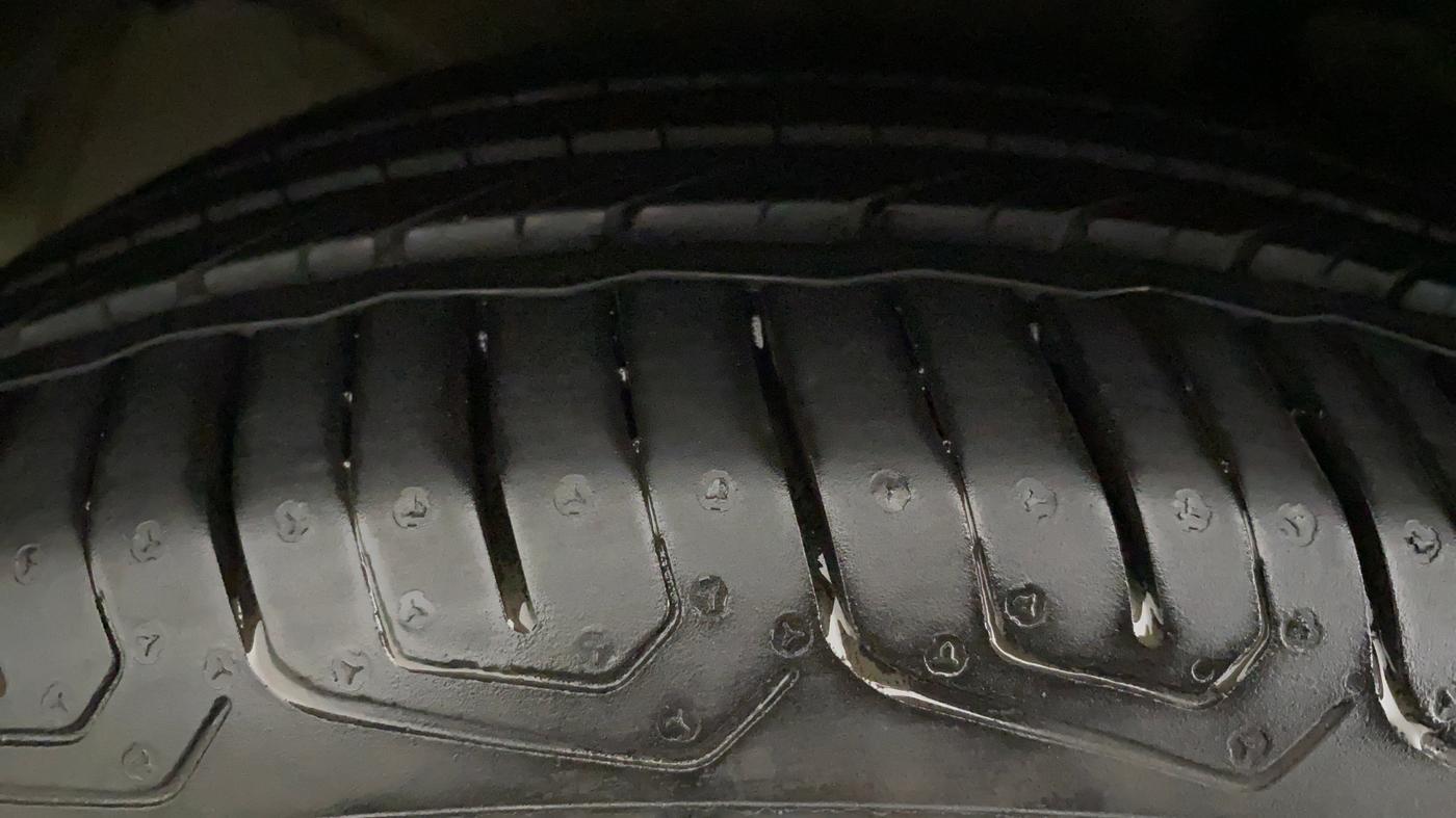 2016 Hyundai Verna 1.6 VTVT SX AT, Petrol, Automatic, 1,13,363 km, Left Front Tyre Tread