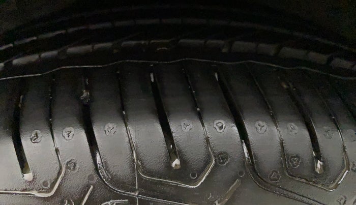 2016 Hyundai Verna 1.6 VTVT SX AT, Petrol, Automatic, 1,13,363 km, Left Rear Tyre Tread