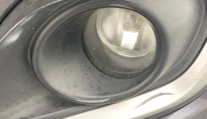 2017 Maruti Swift VXI, Petrol, Manual, 1,00,526 km, Left fog light - Not working