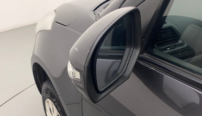 2017 Maruti Swift VXI, Petrol, Manual, 1,00,526 km, Left rear-view mirror - Mirror motor not working