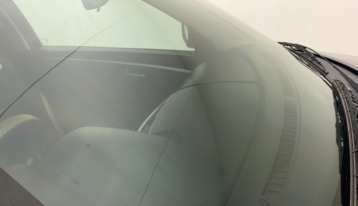 2017 Maruti Swift VXI, Petrol, Manual, 1,00,526 km, Front windshield - Minor spot on windshield