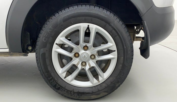 2021 Renault TRIBER RXL MT, Petrol, Manual, 27,925 km, Left Rear Wheel
