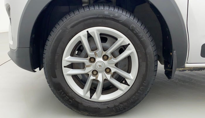 2021 Renault TRIBER RXL MT, Petrol, Manual, 27,925 km, Left Front Wheel