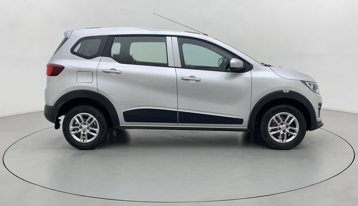 2021 Renault TRIBER RXL MT, Petrol, Manual, 27,925 km, Right Side View