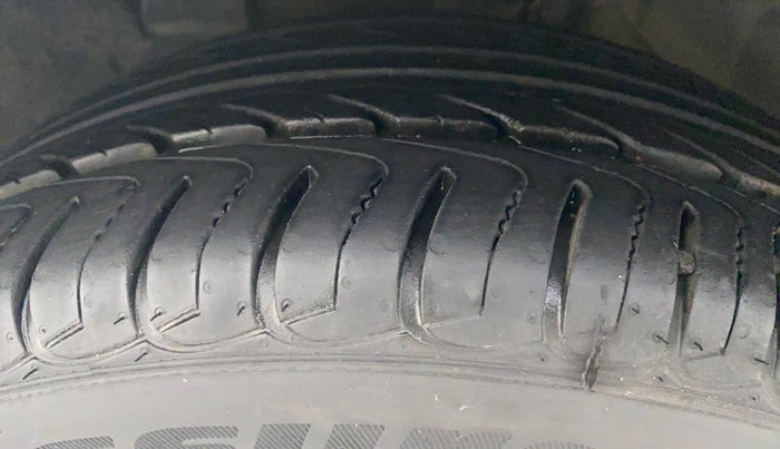 2020 Ford Ecosport TREND 1.5L PETROL, Petrol, Manual, 27,328 km, Left Front Tyre Tread