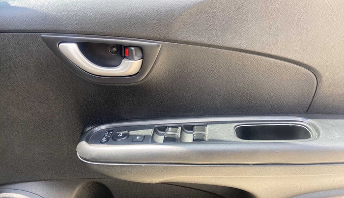 2017 Honda Brio VX AT, Petrol, Automatic, 42,509 km, Driver Side Door Panels Control