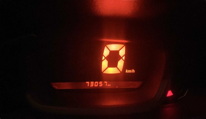 2017 Renault Kwid RXT 1.0, Petrol, Manual, 73,045 km, Odometer Image