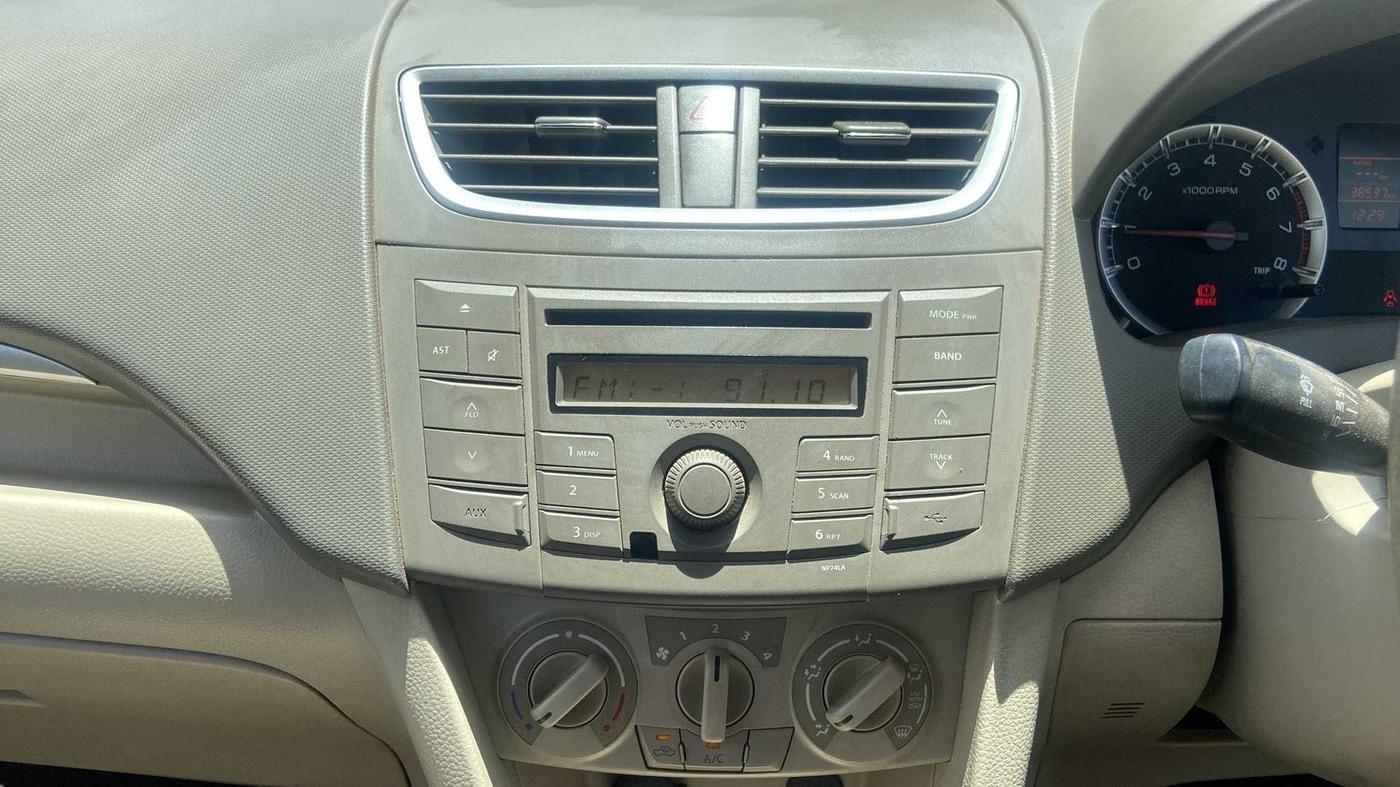 2014 Maruti Ertiga VXI, Petrol, Manual, 38,536 km, Air Conditioner