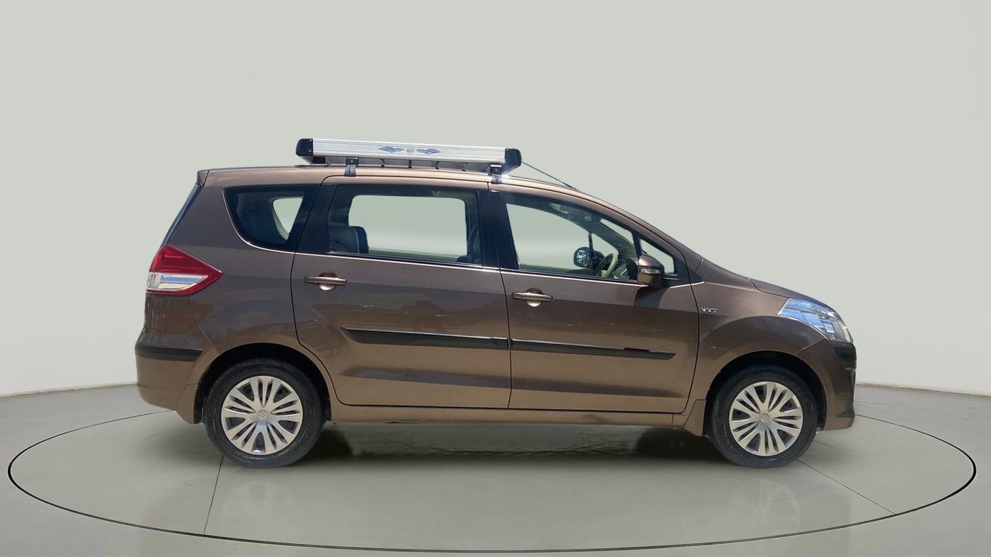 2014 Maruti Ertiga VXI, Petrol, Manual, 38,536 km, Right Side View