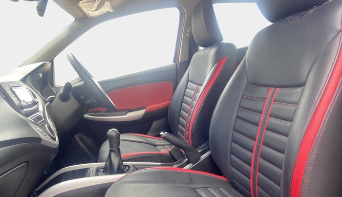 2016 Maruti Baleno DELTA PETROL 1.2, Petrol, Manual, 39,674 km, Right Side Front Door Cabin