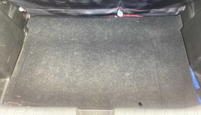 2016 Maruti Baleno DELTA PETROL 1.2, Petrol, Manual, 39,674 km, Boot Inside