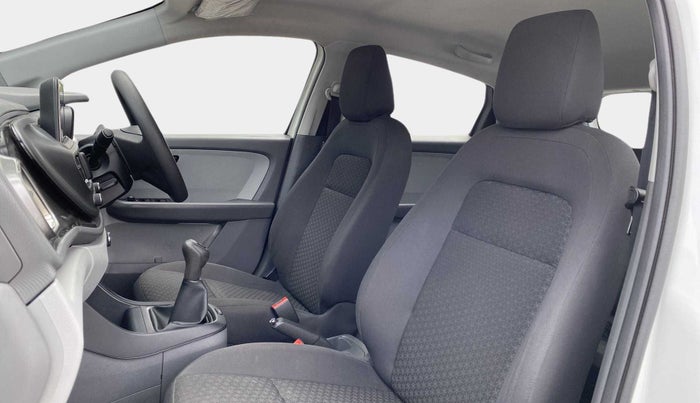 2020 Tata ALTROZ XT DIESEL, Diesel, Manual, 45,208 km, Right Side Front Door Cabin