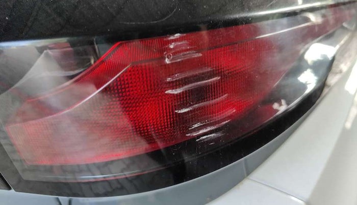 2020 Tata ALTROZ XT DIESEL, Diesel, Manual, 45,208 km, Right tail light - Minor scratches