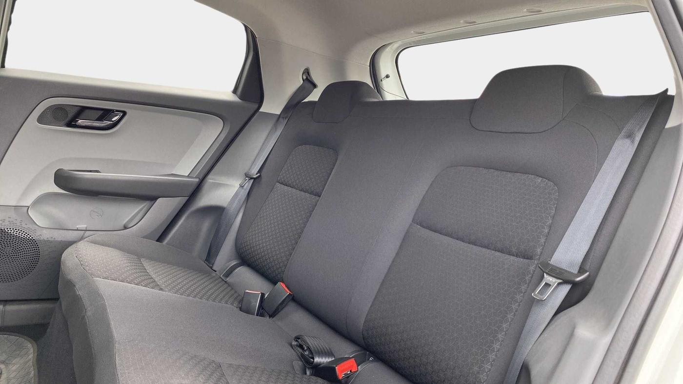 2020 Tata ALTROZ XT DIESEL, Diesel, Manual, 45,208 km, Right Side Rear Door Cabin