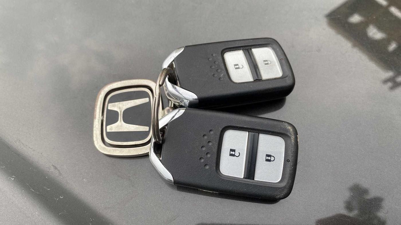 2021 Honda WR-V 1.2L I-VTEC VX MT, Petrol, Manual, 15,482 km, Key Close Up