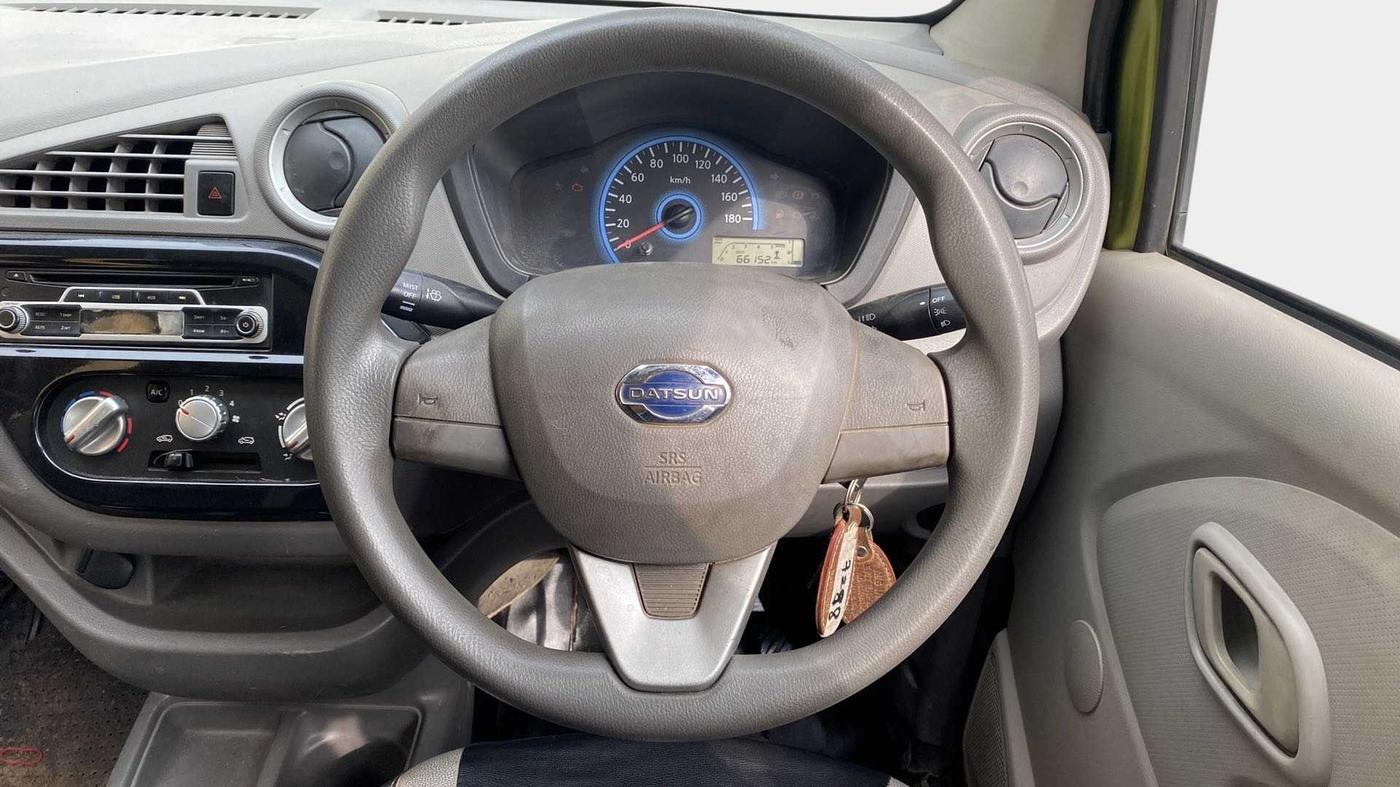 2017 Datsun Redi Go S, Petrol, Manual, 66,136 km, Steering Wheel Close Up