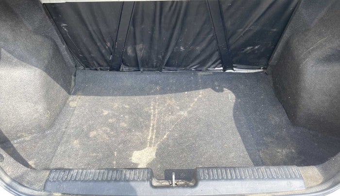 2019 Maruti Dzire VXI, Petrol, Manual, 38,183 km, Boot Inside
