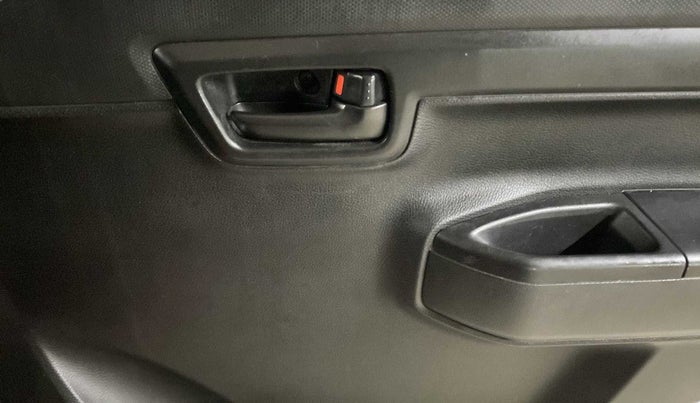 2022 Maruti S PRESSO VXI+, Petrol, Manual, 4,527 km, Driver Side Door Panels Control