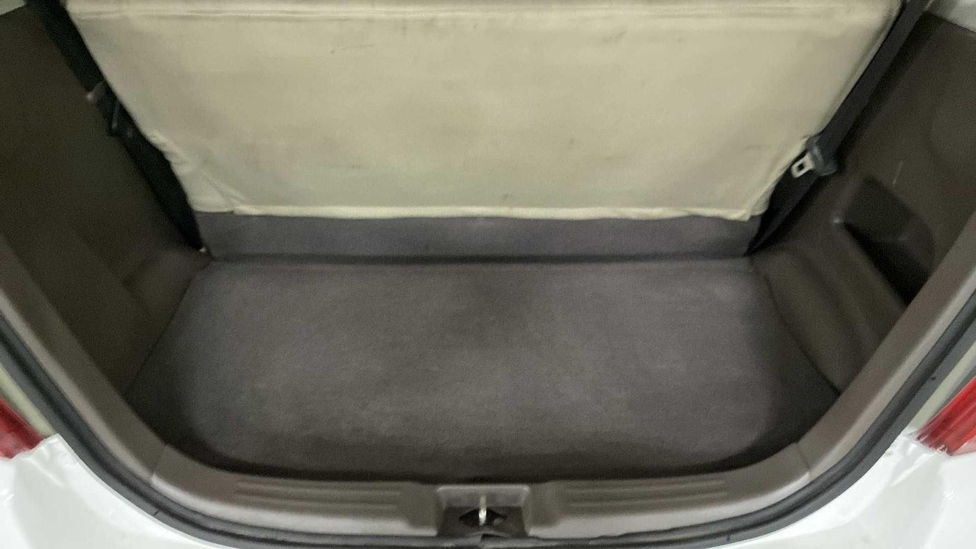 2011 Maruti Zen Estilo LXI, Petrol, Manual, 56,214 km, Boot Inside