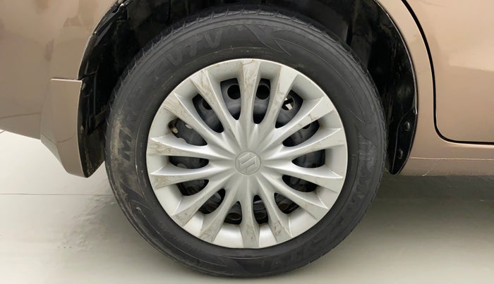 2014 Maruti Ertiga VDI, Diesel, Manual, 1,20,026 km, Right Rear Wheel