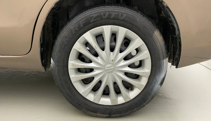 2014 Maruti Ertiga VDI, Diesel, Manual, 1,20,026 km, Left Rear Wheel