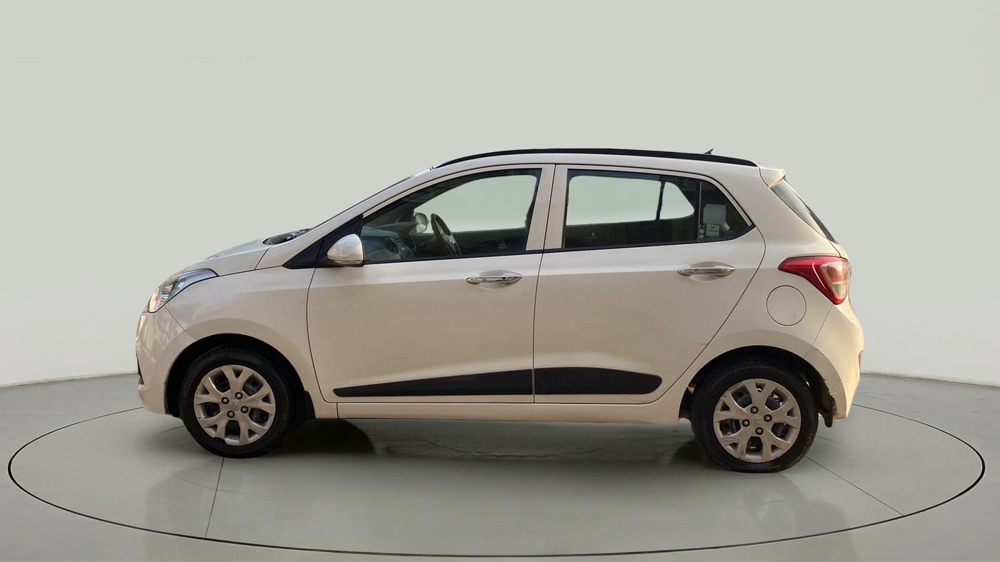 2014 Hyundai Grand i10 SPORTZ 1.2 KAPPA VTVT, Petrol, Manual, 75,368 km, Left Side