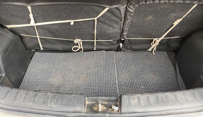 2015 Maruti Swift VDI ABS, Diesel, Manual, 84,386 km, Boot Inside