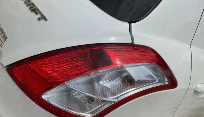 2015 Maruti Swift VDI ABS, Diesel, Manual, 66,638 km, Right tail light - Reverse gear light not functional