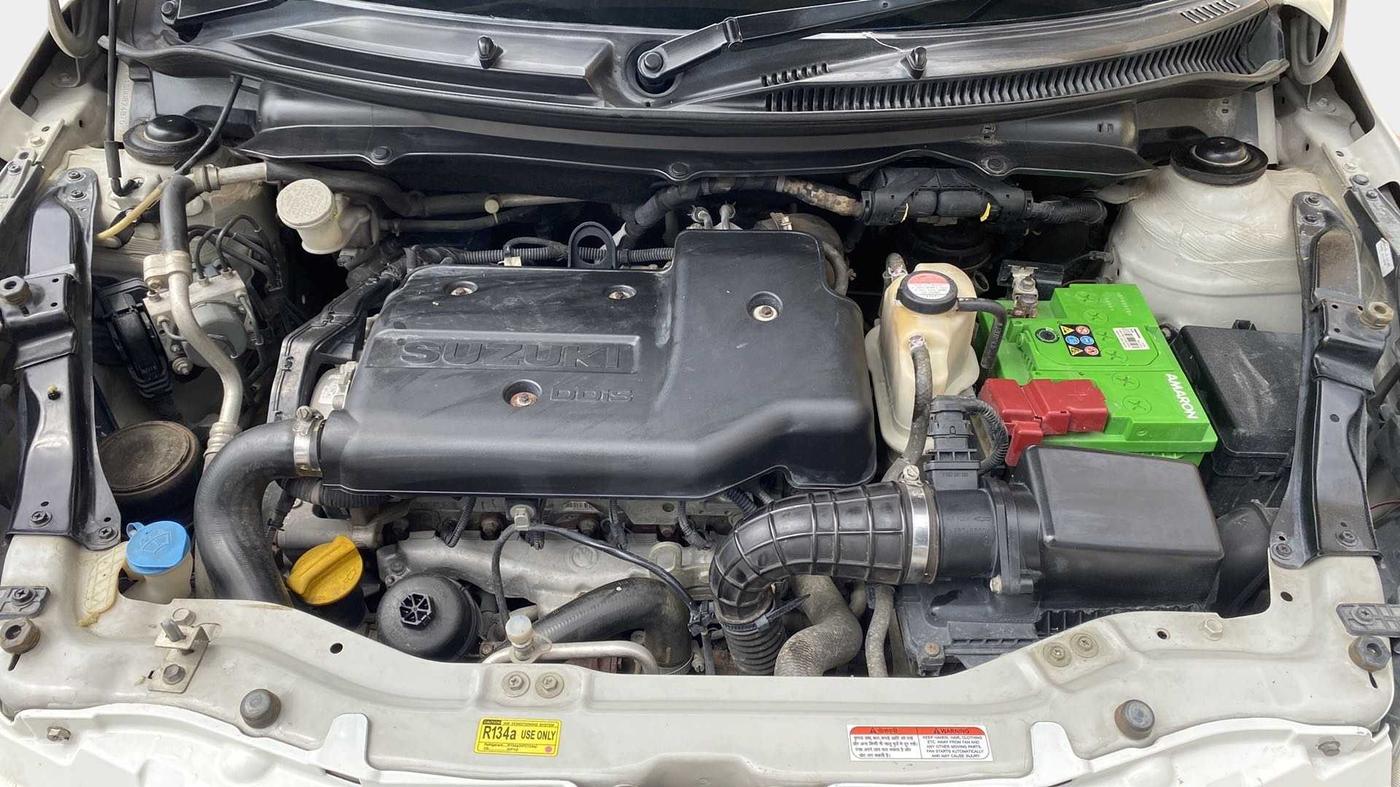 2015 Maruti Swift VDI ABS, Diesel, Manual, 66,638 km, Open Bonet