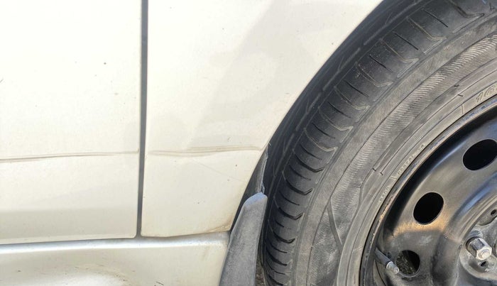 2017 Tata Tiago XT PETROL, Petrol, Manual, 96,703 km, Right fender - Slightly dented