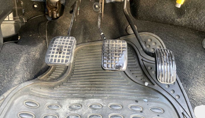 2017 Tata Tiago XT PETROL, Petrol, Manual, 96,703 km, Pedals
