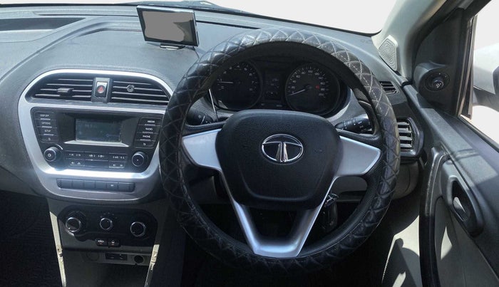2017 Tata Tiago XT PETROL, Petrol, Manual, 96,703 km, Steering Wheel Close Up