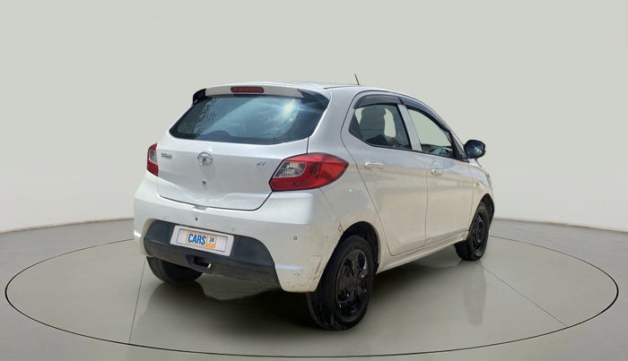 2017 Tata Tiago XT PETROL, Petrol, Manual, 96,703 km, Right Back Diagonal