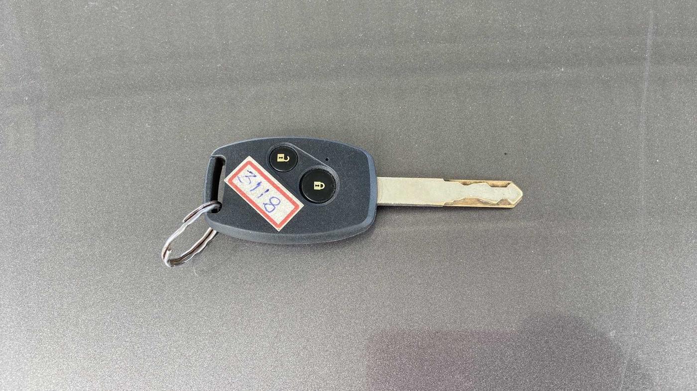 2015 Honda Amaze 1.2L I-VTEC SX, Petrol, Manual, 90,897 km, Key Close Up