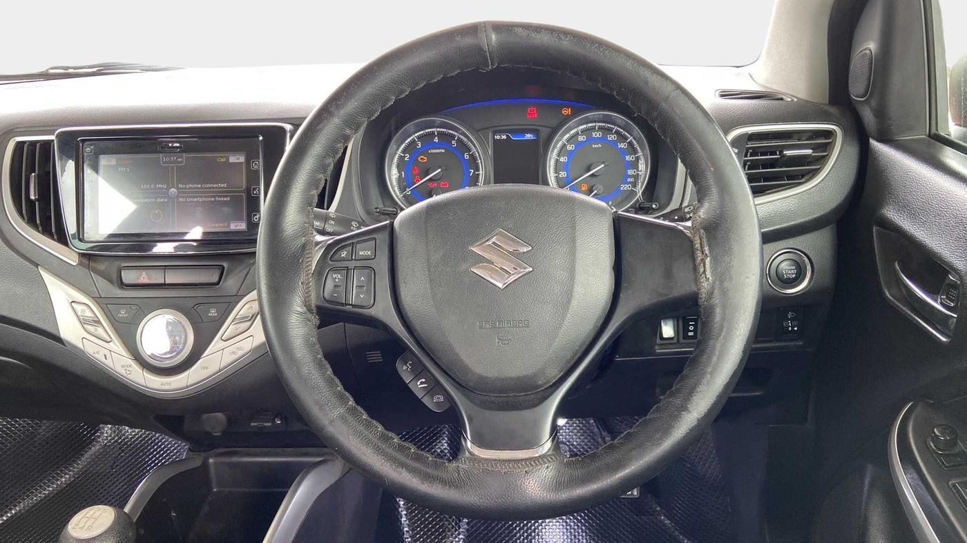 2015 Maruti Baleno ALPHA PETROL 1.2, Petrol, Manual, 74,316 km, Steering Wheel Close Up