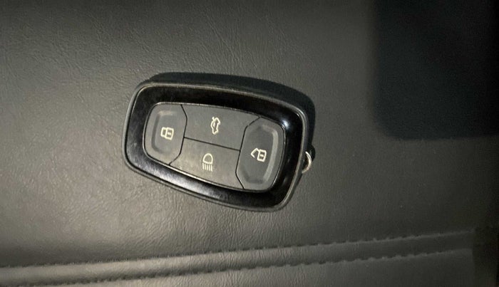 2022 Tata TIAGO NRG XZ ICNG, CNG, Manual, 2,727 km, Key Close Up