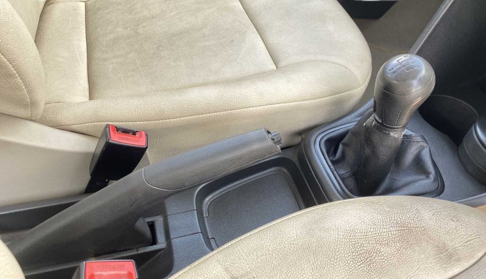 2014 Volkswagen Polo COMFORTLINE 1.2L PETROL, Petrol, Manual, 82,455 km, Gear Lever