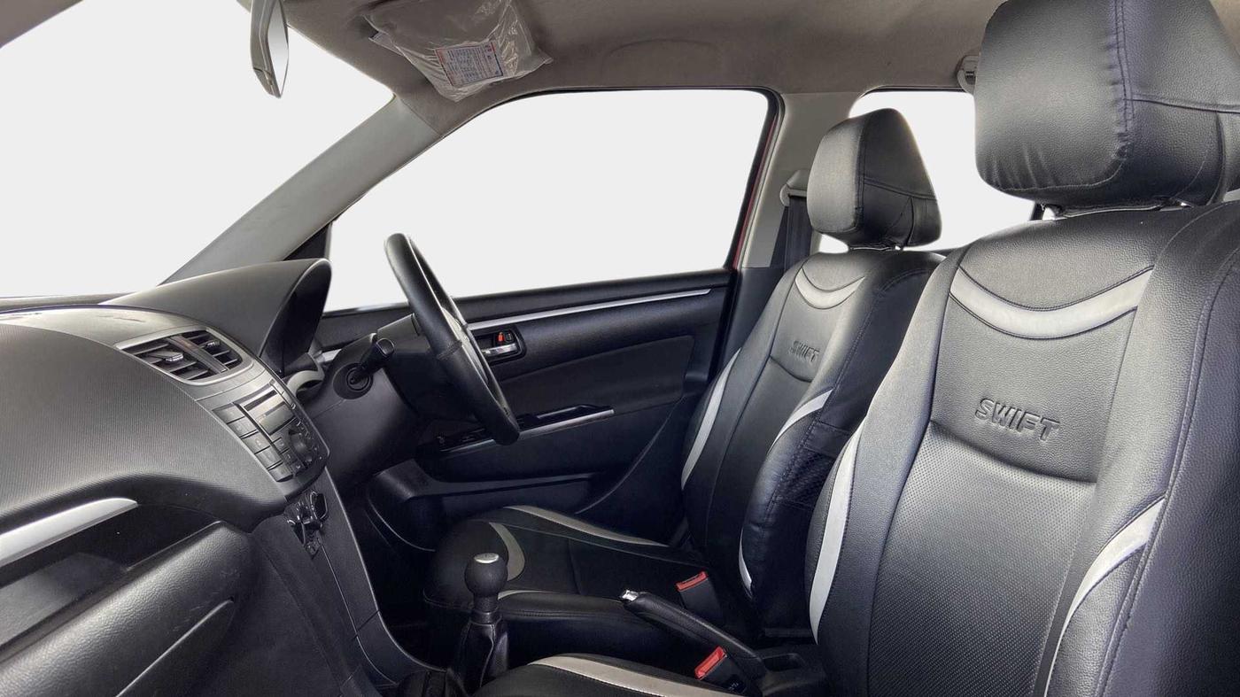 2013 Maruti Swift VXI, Petrol, Manual, 35,286 km, Right Side Front Door Cabin