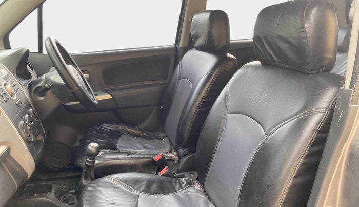 2011 Maruti Wagon R 1.0 VXI, Petrol, Manual, 57,573 km, Right Side Front Door Cabin