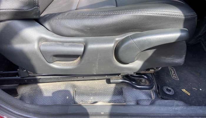 2019 Honda Jazz 1.2L I-VTEC VX EXCLUSIVE EDITION CVT, Petrol, Automatic, 35,179 km, Driver Side Adjustment Panel