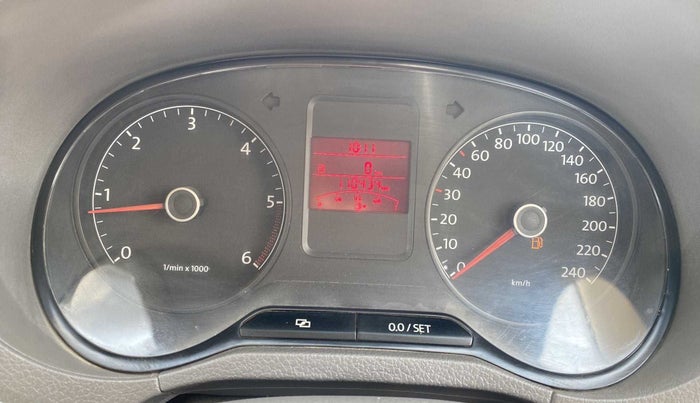 2013 Volkswagen Vento HIGHLINE DIESEL 1.6, Diesel, Manual, 1,10,572 km, Odometer Image
