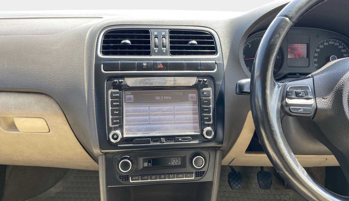 2013 Volkswagen Vento HIGHLINE DIESEL 1.6, Diesel, Manual, 1,10,572 km, Air Conditioner