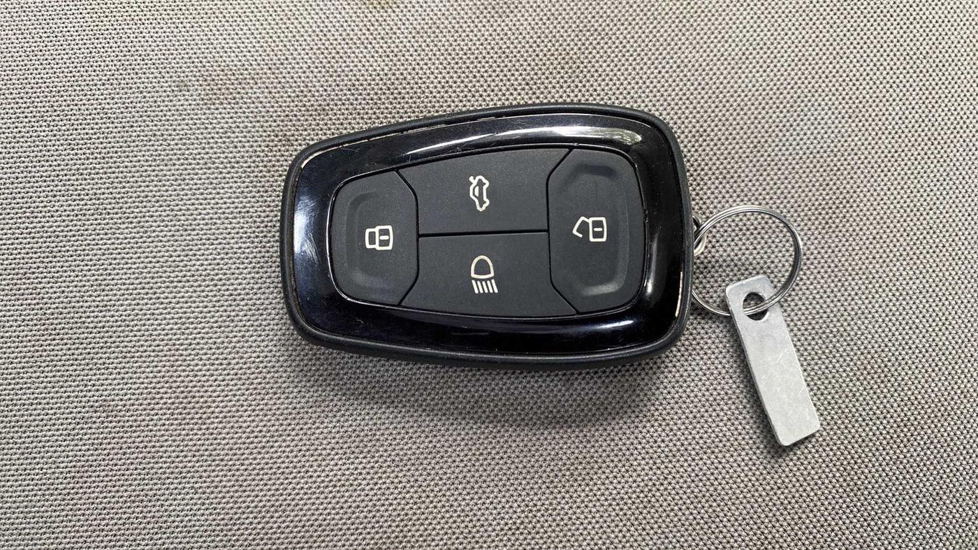 2021 Tata TIGOR XZA PLUS PETROL, Petrol, Automatic, 42,309 km, Key Close Up