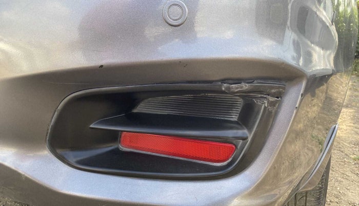 2017 Maruti Ciaz DELTA DIESEL 1.3, Diesel, Manual, 1,02,566 km, Rear bumper - Minor scratches