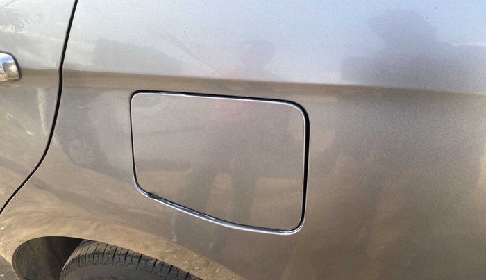2017 Maruti Ciaz DELTA DIESEL 1.3, Diesel, Manual, 1,02,566 km, Left quarter panel - Slightly dented